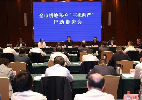 无锡开展耕地；ぁ叭崃窖稀毙卸 打造墟落振兴新引擎